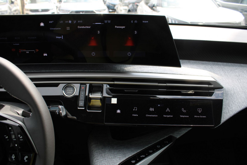 Photo 17 de l'offre de PEUGEOT 3008 PHASE 5 ALLURE 145 CV HYBRIDE GPS 3D CAMÃRA USB JA 19 FULL LED I-COKPIT BOITE AUTO DCS-6 à 33500€ chez Bougel transactions