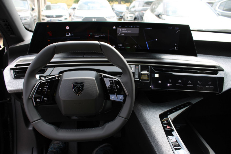 Photo 16 de l'offre de PEUGEOT 3008 PHASE 5 ALLURE 145 CV HYBRIDE GPS 3D CAMÃRA USB JA 19 FULL LED I-COKPIT BOITE AUTO DCS-6 à 33500€ chez Bougel transactions