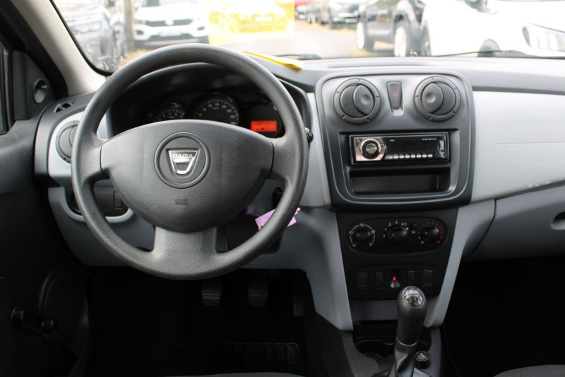 Photo 9 de l'offre de DACIA SANDERO 1L2 16V 75 CV CONFORT HIFI LASER USB DIRECTION ASSISTEE  ABS      5 PORTES à 5500€ chez Bougel transactions