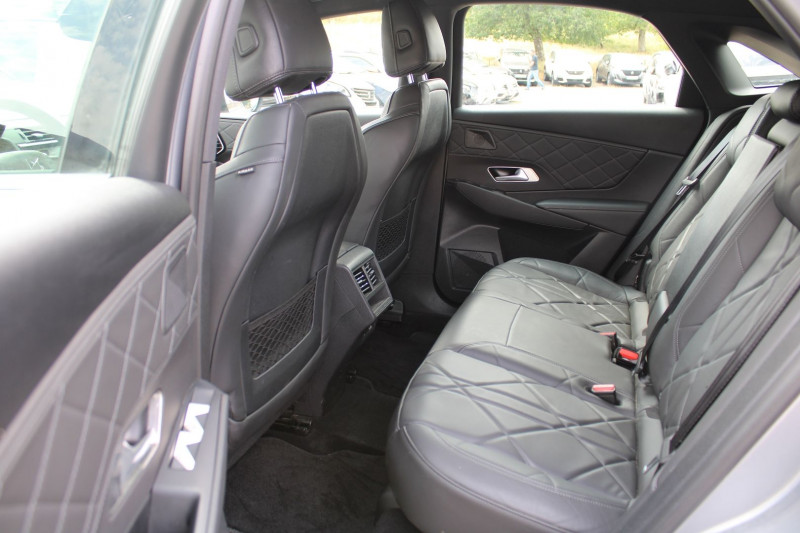 Photo 8 de l'offre de DS DS 7 CROSSBACK RIVOLI BLUE HDI 130 CV GPS 3D XÃNON+LED USB JA 18 I-COKPIT CUIR BOITE AUTO EAT-8 à 17500€ chez Bougel transactions