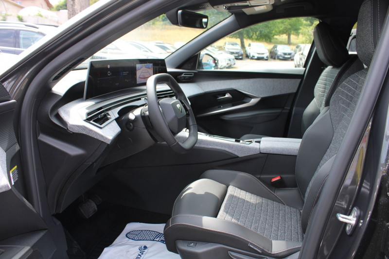 Photo 8 de l'offre de PEUGEOT 3008 PHASE 5 ALLURE 145 CV HYBRIDE GPS 3D CAMÃRA USB JA 19 FULL LED I-COKPIT BOITE AUTO DCS-6 à 33500€ chez Bougel transactions