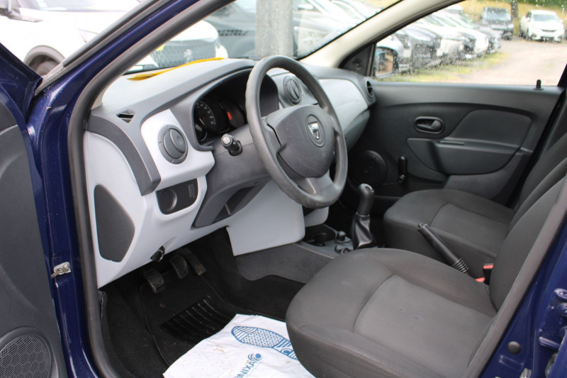 Photo 7 de l'offre de DACIA SANDERO 1L2 16V 75 CV CONFORT HIFI LASER USB DIRECTION ASSISTEE  ABS      5 PORTES à 5500€ chez Bougel transactions