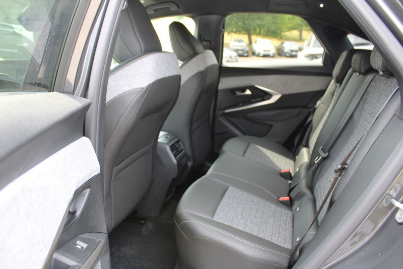 Photo 9 de l'offre de PEUGEOT 3008 PHASE 5 ALLURE 145 CV HYBRIDE GPS 3D CAMÃRA USB JA 19 FULL LED I-COKPIT BOITE AUTO DCS-6 à 33500€ chez Bougel transactions