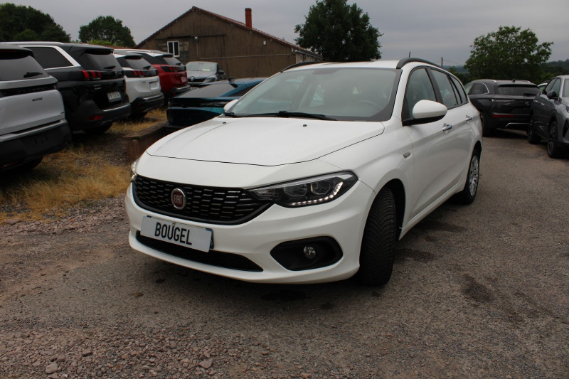 Photo 4 de l'offre de FIAT TIPO SW 1L4 ESSENCE 95 CV POP GPS CLIM AUDIO U-CONNECT RE USB RADAR BLUETOOTH RÃGULATEUR à 5900€ chez Bougel transactions