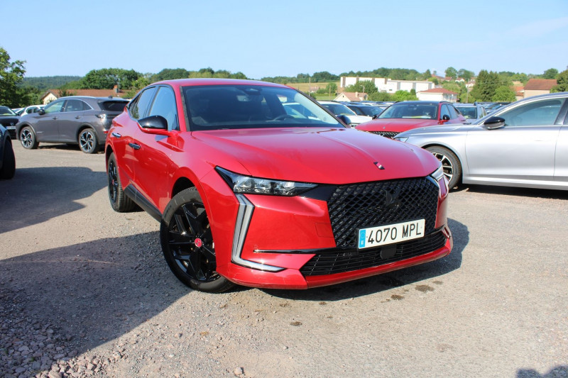 Ds DS4 III PERFORMANCE LINE 1L5 BLUEHDI 130 CV EAT8 BOITE AUTO CAMÃRA 180 FULL LEDS  JA 19 Diesel ROUGE ELIXIR Occasion à vendre