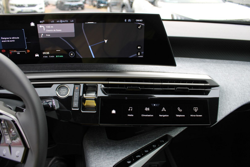 Photo 11 de l'offre de PEUGEOT 3008 PHASE 5 ALLURE 145 CV HYBRIDE GPS 3D CAMÃRA USB JA 18 FULL LED I-COKPIT BOITE AUTO DCS-6 à 33500€ chez Bougel transactions