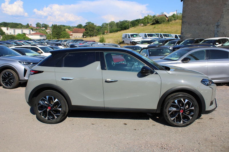 Photo 13 de l'offre de DS DS 3 CROSSBACK II PERFORMANCE LINE HDI 130CV GPS 3D CAMÃRA RE GRIP JA 18 FULL LED BOITE AUTO EAT-8 à 26500€ chez Bougel transactions