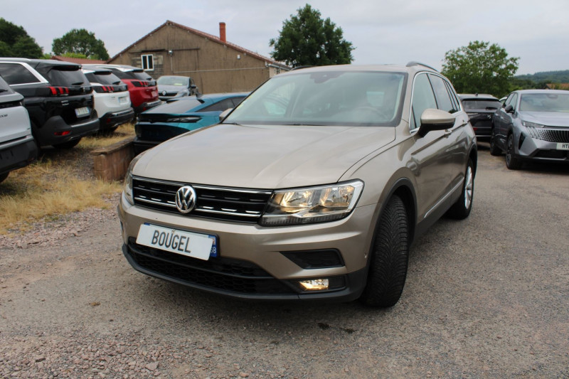 Photo 4 de l'offre de VOLKSWAGEN TIGUAN 4 SPORT 2L TDI 150 GPS MÃDIA USB CAMÃRA RÃGULATEUR BLUETOOTH TOIT PANO  BOITE 6V à 18990€ chez Bougel transactions