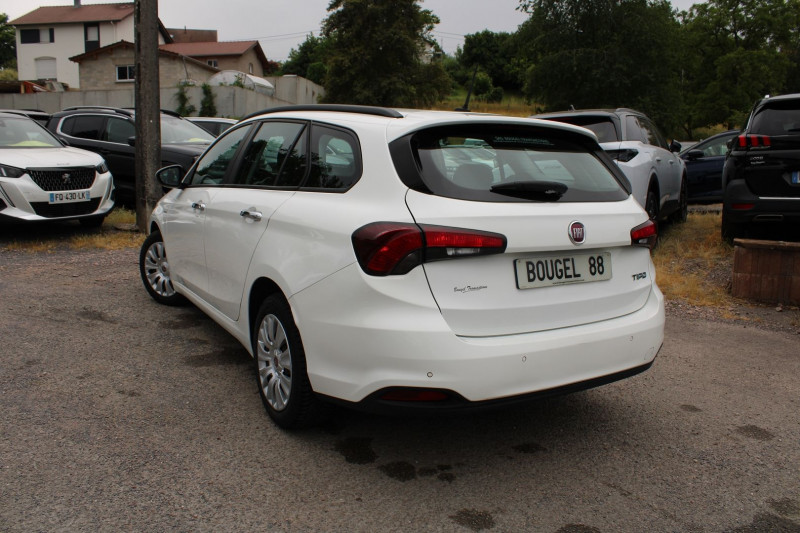 Photo 3 de l'offre de FIAT TIPO SW 1L4 ESSENCE 95 CV POP GPS CLIM AUDIO U-CONNECT RE USB RADAR BLUETOOTH RÃGULATEUR à 5900€ chez Bougel transactions