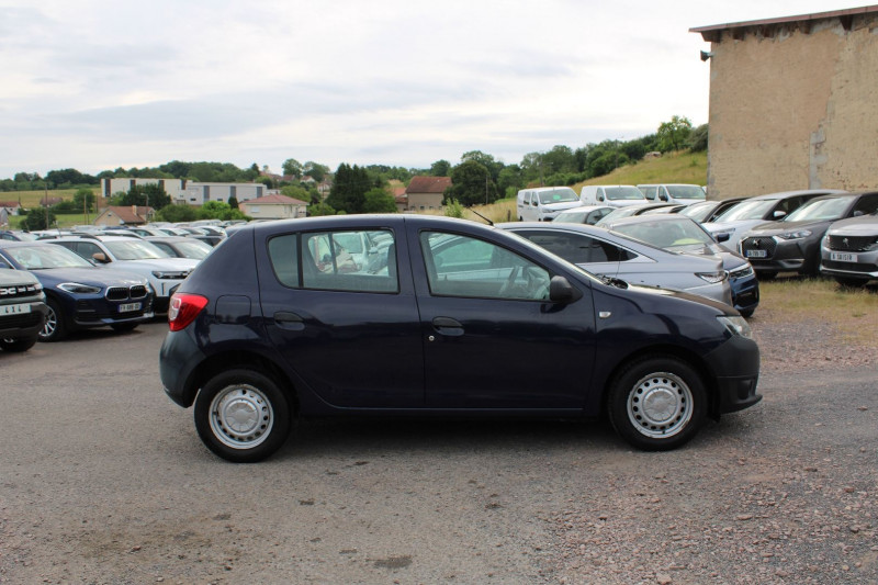 Photo 5 de l'offre de DACIA SANDERO 1L2 16V 75 CV CONFORT HIFI LASER USB DIRECTION ASSISTEE  ABS      5 PORTES à 5500€ chez Bougel transactions