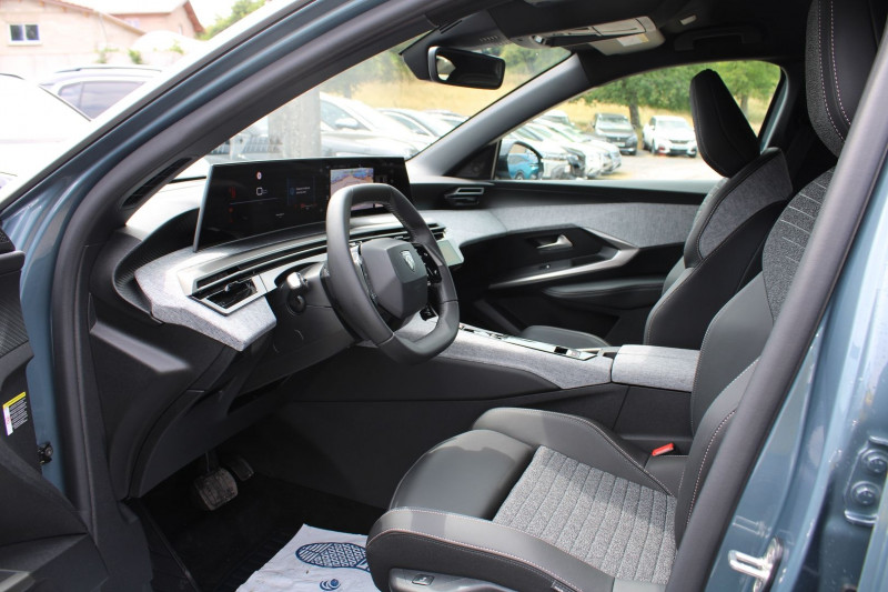 Photo 8 de l'offre de PEUGEOT 3008 PHASE 5 ALLURE 145 CV HYBRIDE GPS 3D CAMÃRA USB JA 19 FULL LED I-COKPIT BOITE AUTO DCS-6 à 33500€ chez Bougel transactions