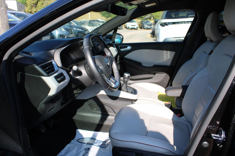 Photo 8 de l'offre de RENAULT CLIO 5 INITIALE PARIS LUXE BLUEDCI 115 CV DIESEL CUIR CAMÃRA GRAND GPS 3D FULL LEDS à 17500€ chez Bougel transactions