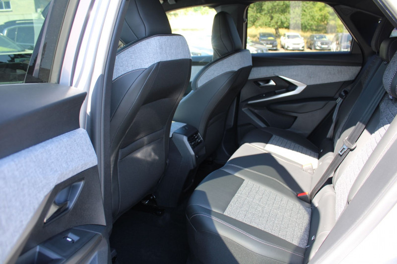 Photo 9 de l'offre de PEUGEOT 3008 PHASE 5 ALLURE 145 CV HYBRIDE GPS 3D CAMÃRA USB JA 19 FULL LED I-COKPIT BOITE AUTO DCS-6 à 33500€ chez Bougel transactions