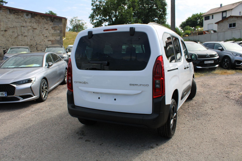 Photo 2 de l'offre de CITROEN BERLINGO 5 FEEL BLUEHDI DIESEL 100 CV BOITE 6V RÃGULATEUR BLUETOOTH CAMÃRA GPS LINK  LEDS à 25990€ chez Bougel transactions