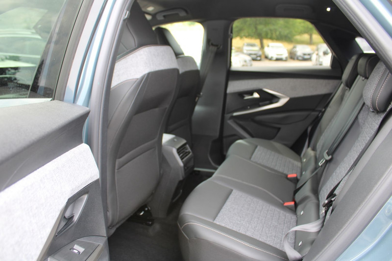 Photo 9 de l'offre de PEUGEOT 3008 PHASE 5 ALLURE 145 CV HYBRIDE GPS 3D CAMÃRA USB JA 19 FULL LED I-COKPIT BOITE AUTO DCS-6 à 33500€ chez Bougel transactions