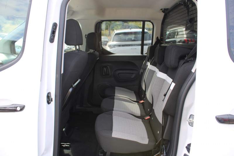 Photo 9 de l'offre de CITROEN BERLINGO 5 FEEL BLUEHDI DIESEL 100 CV BOITE 6V RÃGULATEUR BLUETOOTH CAMÃRA GPS LINK  LEDS à 25990€ chez Bougel transactions