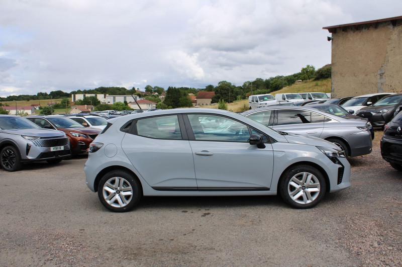 Photo 5 de l'offre de RENAULT CLIO VI EVOLUTION DIESEL BLUEDCI 100 CV BOITE 6V CAMÃRA USB GPS LINK MÃDIA FULL LEDS ABS à 20900€ chez Bougel transactions