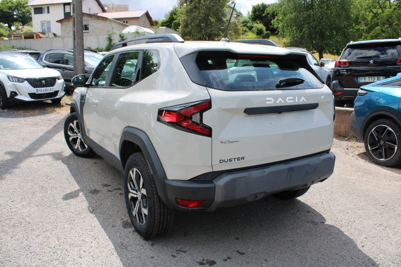 Photo 3 de l'offre de DACIA DUSTER VI EXPRESSION ECO-GPL TCE 100 CV GPS CARPLAY CAMÃRA FULL LED MP3 USB JA 17 I-COKPIT à 22500€ chez Bougel transactions