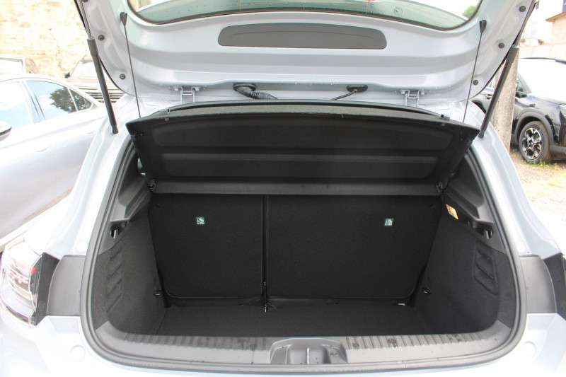 Photo 6 de l'offre de RENAULT CLIO VI EVOLUTION DIESEL BLUEDCI 100 CV BOITE 6V CAMÃRA USB GPS LINK MÃDIA FULL LEDS ABS à 20900€ chez Bougel transactions
