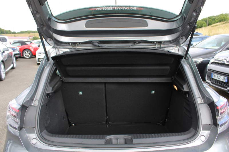 Photo 6 de l'offre de RENAULT CLIO VI EVOLUTION DIESEL BLUEDCI 100 CV BOITE 6V CAMÃRA USB GPS LINK MÃDIA FULL LEDS ABS à 20900€ chez Bougel transactions