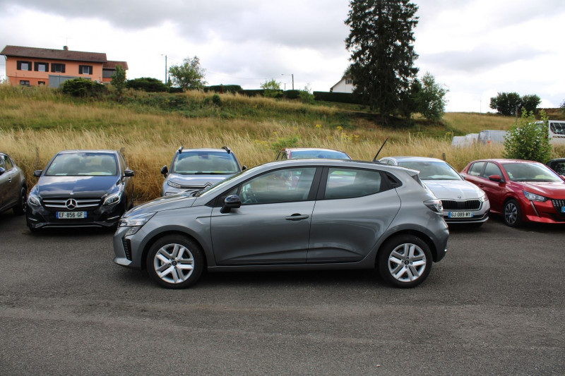 Photo 5 de l'offre de RENAULT CLIO VI EVOLUTION DIESEL BLUEDCI 100 CV BOITE 6V CAMÃRA USB GPS LINK MÃDIA FULL LEDS ABS à 20900€ chez Bougel transactions