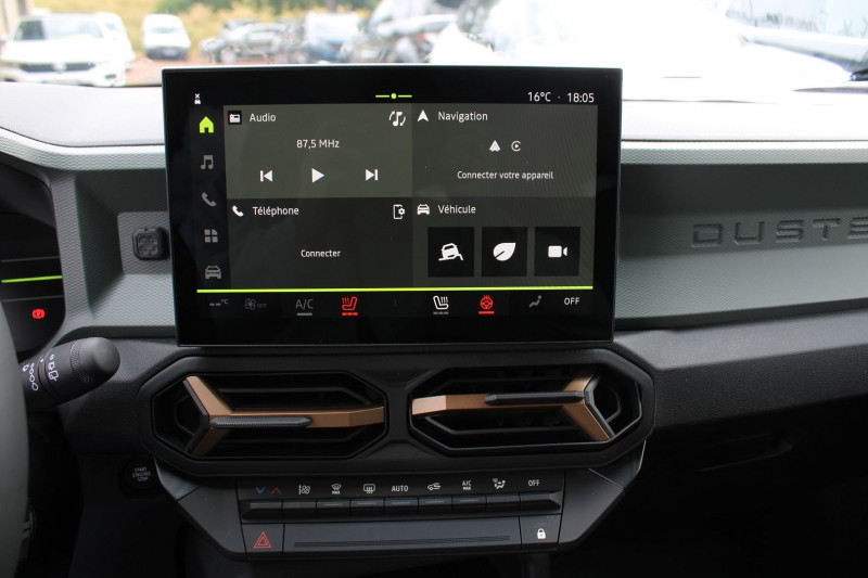 Photo 12 de l'offre de DACIA DUSTER VI EXTREME TCE 130CV "4X4" GPS CARPLAY CAMÃRA 360Â° JA 17 I-COKPIT FULL LED PK HIVER à 28500€ chez Bougel transactions