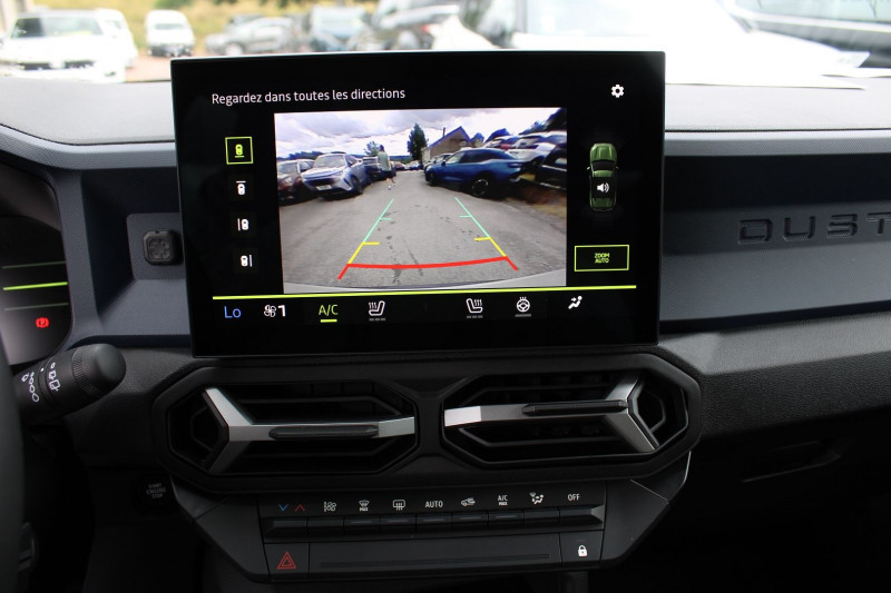 Photo 12 de l'offre de DACIA DUSTER VI TCE 130 CV JOURNEY MILD HYBRIDE GPS 3D CAMÃRA 360Â° JA 18 USB I-COKPIT FULL LED à 25800€ chez Bougel transactions