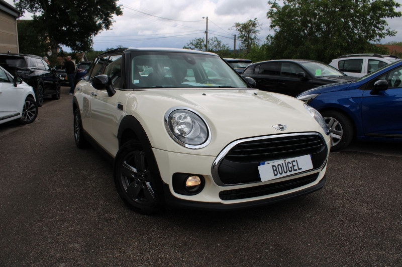 Photo 16 de l'offre de MINI CLUBMAN ONE CLIM GPS 3D DIESEL 115 CV AUDIO MP3 USB RE JA 16 RADAR BLUETOOTH RÃGULATEUR à 13500€ chez Bougel transactions