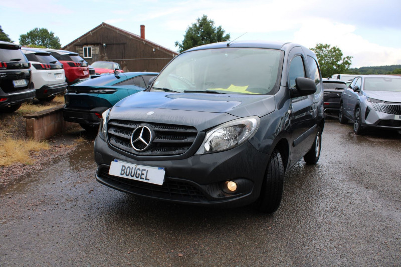 Photo 4 de l'offre de MERCEDES-BENZ CITAN 109 CDI 90 COMPACT PRO CLIMAT LIMITEUR GPS BLUETOOTH USB AUDIO  PRIX  8325 HT à 9990€ chez Bougel transactions