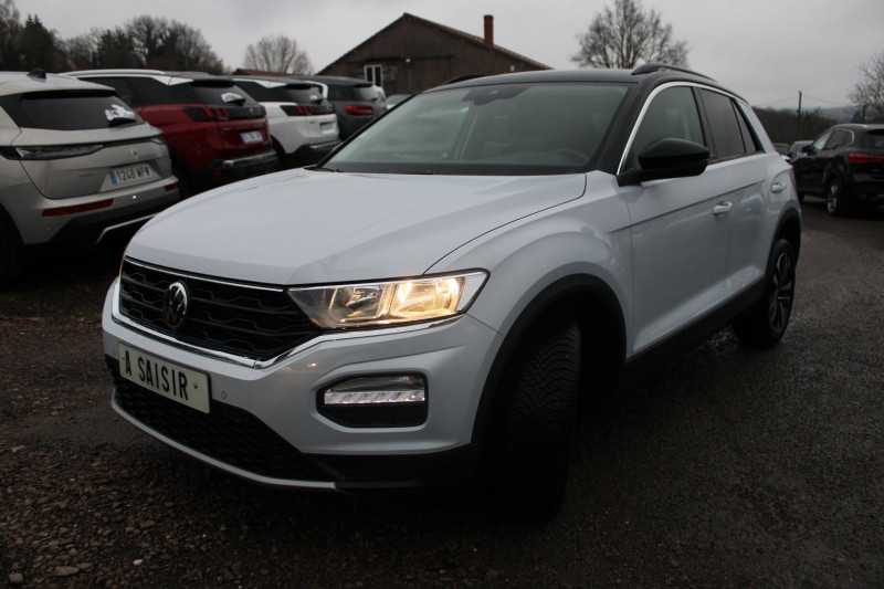 Volkswagen T-ROC UNITED 2L TDI 150 CV GPS CARPLAY USB JA 17 RADAR PK HIVER RÃGULATEUR BOITE DSG-7 Diesel BLANC/TOIT NOIR Occasion à vendre