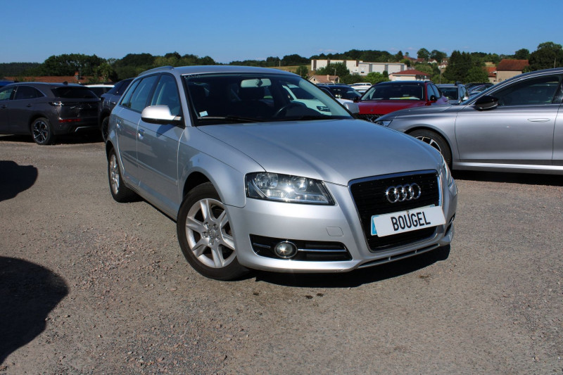 Audi A3 SPORTBACK 1.6 TDI 105CH CLIM AUTO RADAR RADIO CD REGULATEUR Diesel GRIS ALU Occasion à vendre