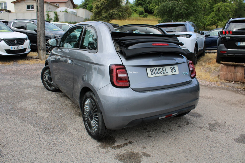 Photo 4 de l'offre de FIAT 500C 42 KWH ICONE ELECT CABRIOLET BOITE AUTO RADARS GRAND GPS USB LEDS RÃGULATEUR ABS à 16500€ chez Bougel transactions