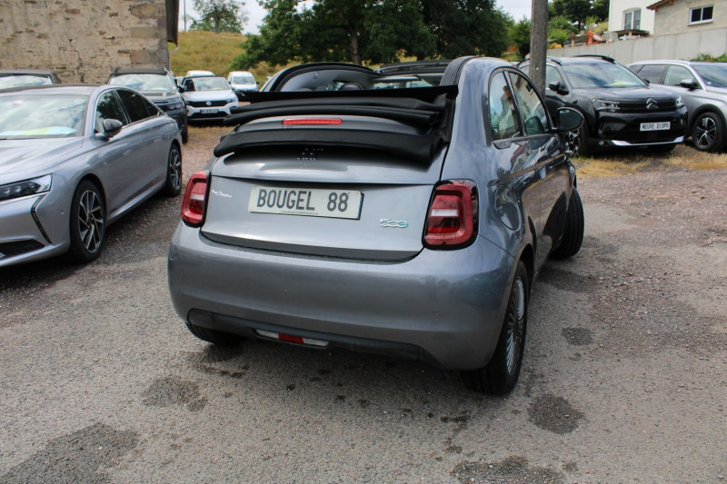 Photo 3 de l'offre de FIAT 500C 42 KWH ICONE ELECT CABRIOLET BOITE AUTO RADARS GRAND GPS USB LEDS RÃGULATEUR ABS à 16500€ chez Bougel transactions