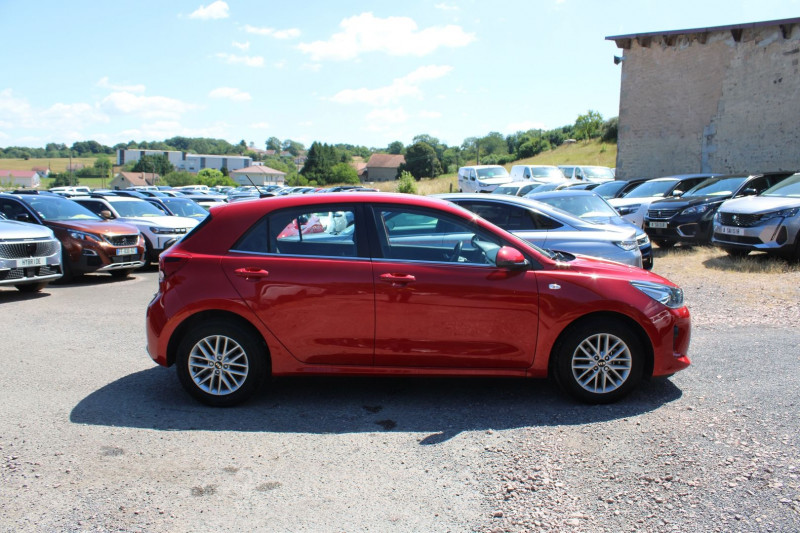 Photo 5 de l'offre de KIA RIO 1L2 MPI 84 CV 5 PORTES URBAN EDITION CAMÃRA CLIM GPS USB ANDROID RÃGULATEUR à 11990€ chez Bougel transactions