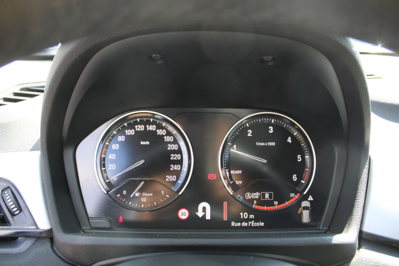 Photo 17 de l'offre de BMW X1 DIESEL 2L BUSINESS 150 BOITE AUTO 8V GRAND GPS RÃGULATEUR BLUETOOTH LEDS USB ABS à 23990€ chez Bougel transactions