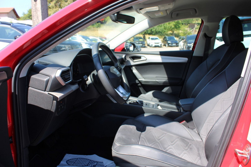Photo 8 de l'offre de SEAT LEON 2L TDI 150 CV XCELLENCE GPS 3D CAMÃRA RE USB JA 18 I-COKPIT RÃGULATEUR BOITE DSG à 21500€ chez Bougel transactions