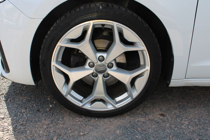 Photo 7 de l'offre de AUDI A1 SPORTBACK 30 TFSI 116CH ADVANCED S TRONIC 7 à 17800€ chez Bougel transactions