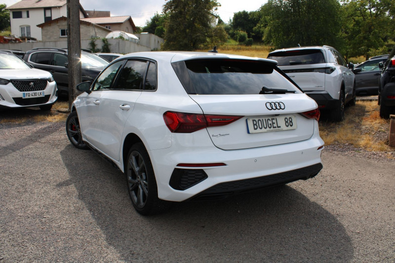 Photo 3 de l'offre de AUDI A3 SPORTBACK 45 TFSI E-TRON HYBRIDE 245 CV USB GPS 3D CAMÃRA I-COKPIT FULL LED BOITE S-TRONIC à 27500€ chez Bougel transactions