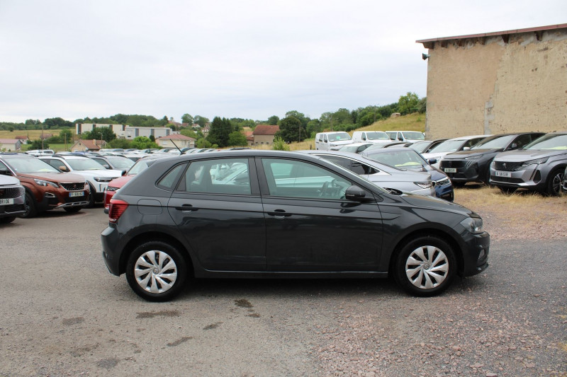 Photo 5 de l'offre de VOLKSWAGEN POLO VI MPI CONFORTLINE BUSINESS CLIM ÃCRAN TACTILE AUDIO MP3 USB BLUETOOTH RÃGULATEUR à 11800€ chez Bougel transactions