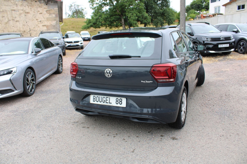 Photo 2 de l'offre de VOLKSWAGEN POLO VI MPI CONFORTLINE BUSINESS CLIM ÃCRAN TACTILE AUDIO MP3 USB BLUETOOTH RÃGULATEUR à 11800€ chez Bougel transactions