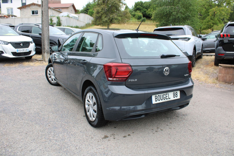 Photo 3 de l'offre de VOLKSWAGEN POLO VI MPI CONFORTLINE BUSINESS CLIM ÃCRAN TACTILE AUDIO MP3 USB BLUETOOTH RÃGULATEUR à 11800€ chez Bougel transactions
