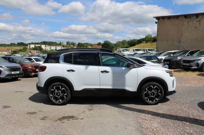 Photo 5 de l'offre de CITROEN C5 AIRCROSS II MAX BLUE EAT8 DIESEL 130 BOITE AUTO CAMÃRA 180 GRAND GPS 3D FULL LEDS  MI CUIR à 30900€ chez Bougel transactions