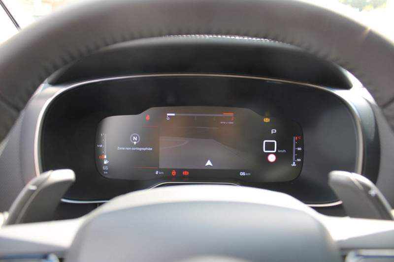 Photo 13 de l'offre de CITROEN C5 AIRCROSS II MAX BLUE EAT8 DIESEL 130 BOITE AUTO CAMÃRA 180 GRAND GPS 3D FULL LEDS  MI CUIR à 30900€ chez Bougel transactions