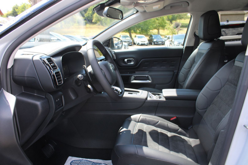Photo 8 de l'offre de CITROEN C5 AIRCROSS II MAX BLUE EAT8 DIESEL 130 BOITE AUTO CAMÃRA 180 GRAND GPS 3D FULL LEDS  MI CUIR à 30900€ chez Bougel transactions