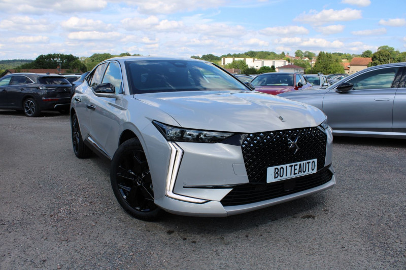 Ds DS4 III PALLAS BLUEHDI 130 EAT8 BOITE AUTO CAMÃRA PACK BLACK FULL LEDS JANTES 19 USB ABS Diesel CRYSTAL GREY Occasion à vendre