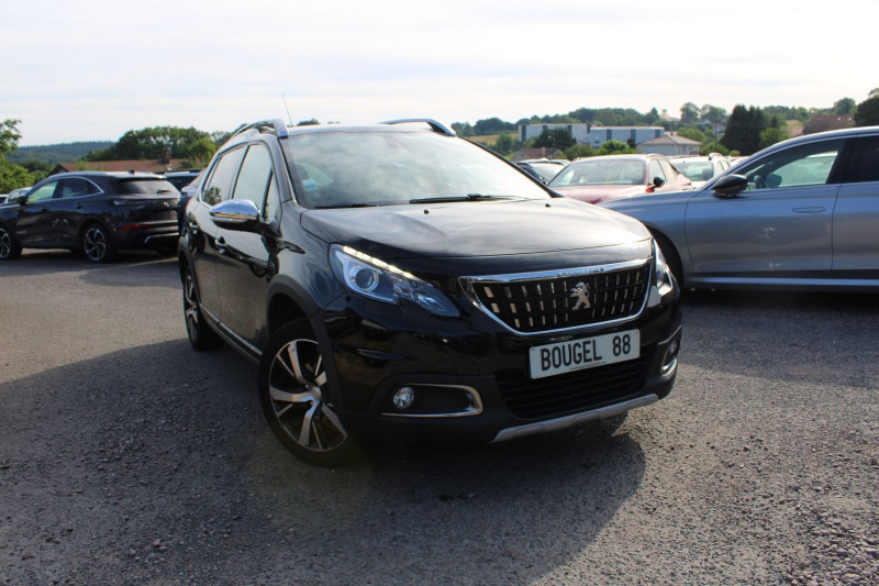 Peugeot 2008 II CROSSWAY 110 CV ESSENCE CLIM GPS 3D CAMÃRA JA 17 TOIT PANO USB GRIP RÃGULATEUR Essence NOIR PERLA Occasion à vendre