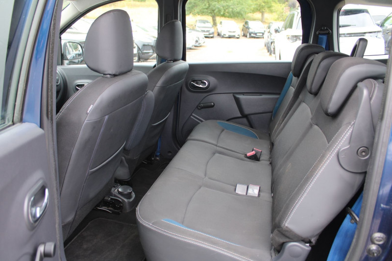 Photo 9 de l'offre de DACIA LODGY 1L2 TCE 115 CV SILVER LINE 7 PLACES RÃGULATEUR BLUETOOTH CLIMAT GPS USB  ABS à 10790€ chez Bougel transactions
