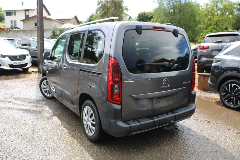 Photo 3 de l'offre de CITROEN BERLINGO 4 BLUEHDI 100 CV FEEL GPS USB CAMÃRA LEDS RÃGULATEUR BLUETOOTH CLIM AUTO ACCOUDOIR à 15990€ chez Bougel transactions