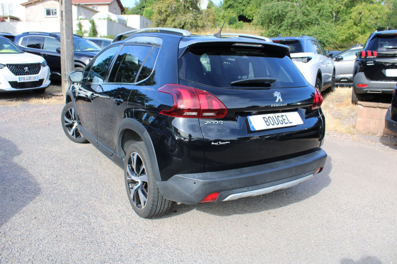 Photo 3 de l'offre de PEUGEOT 2008 II CROSSWAY 110 CV ESSENCE CLIM GPS 3D CAMÃRA JA 17 TOIT PANO USB GRIP RÃGULATEUR à 10990€ chez Bougel transactions