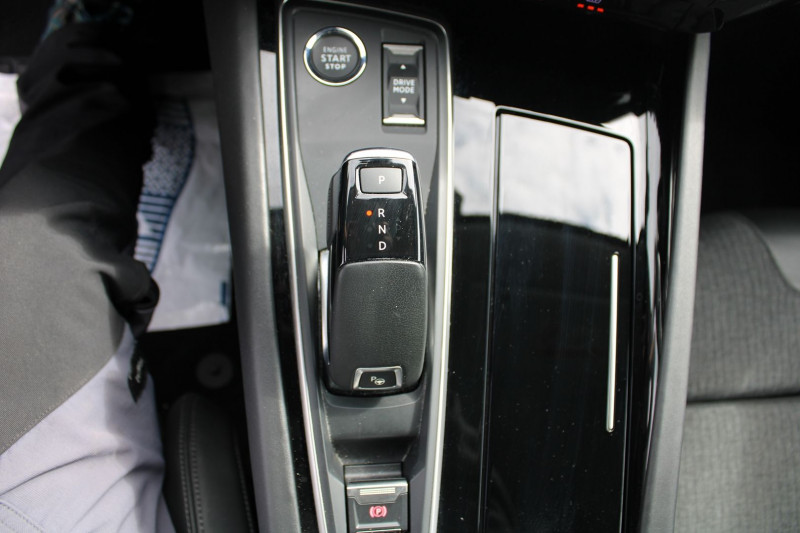 Photo 15 de l'offre de PEUGEOT 508 III BLUE HDI 130 CV ALLURE PACK GPS 3D CAMÃRA RE USB JA 17 I-COKPIT BOITE AUTO EAT-8 à 21800€ chez Bougel transactions